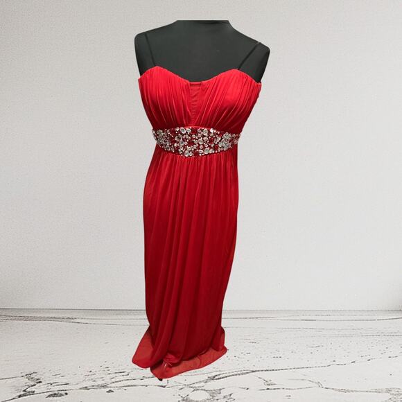 City Triangles Red Strapless Evening Gown/Prom Dress With Rhinestones Size 1 - Picture 2 of 7